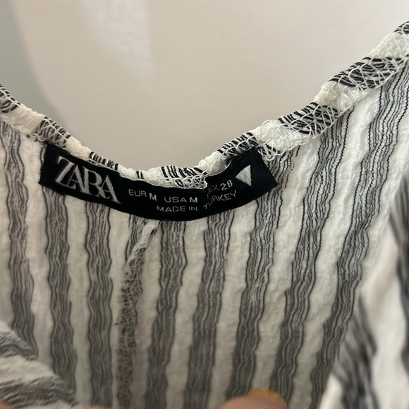 Zara jumpsuit - Picture 2 of 3